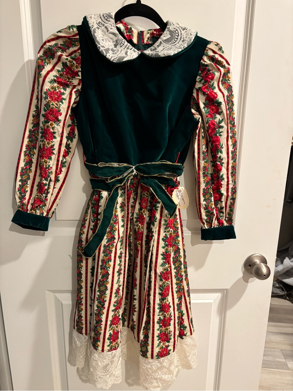 Vintage Handmade Christmas Prairie Dress Velvet Floral Calico Lace Trim Holiday